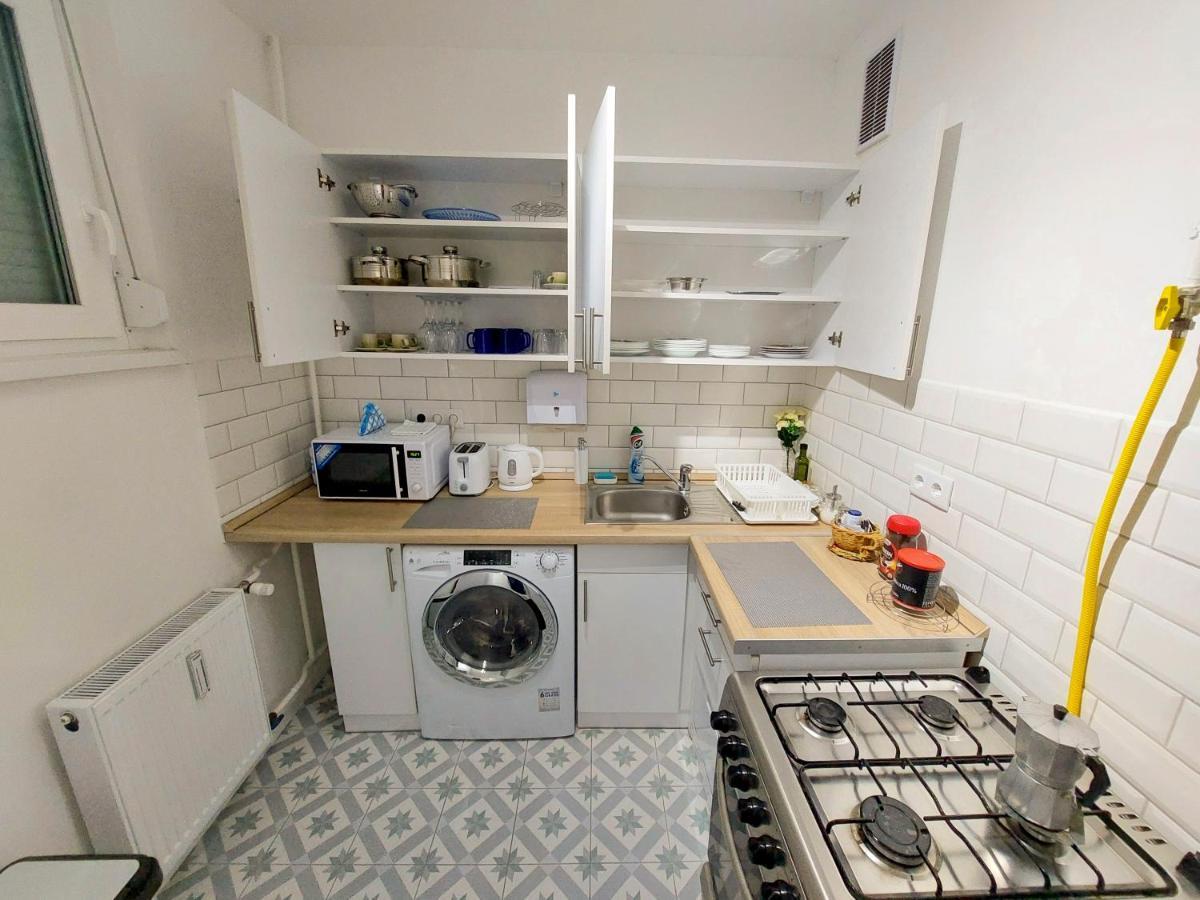 Aweshome City Apartment - 3 Bedrooms And Free Parking Ντέμπρετσεν Εξωτερικό φωτογραφία