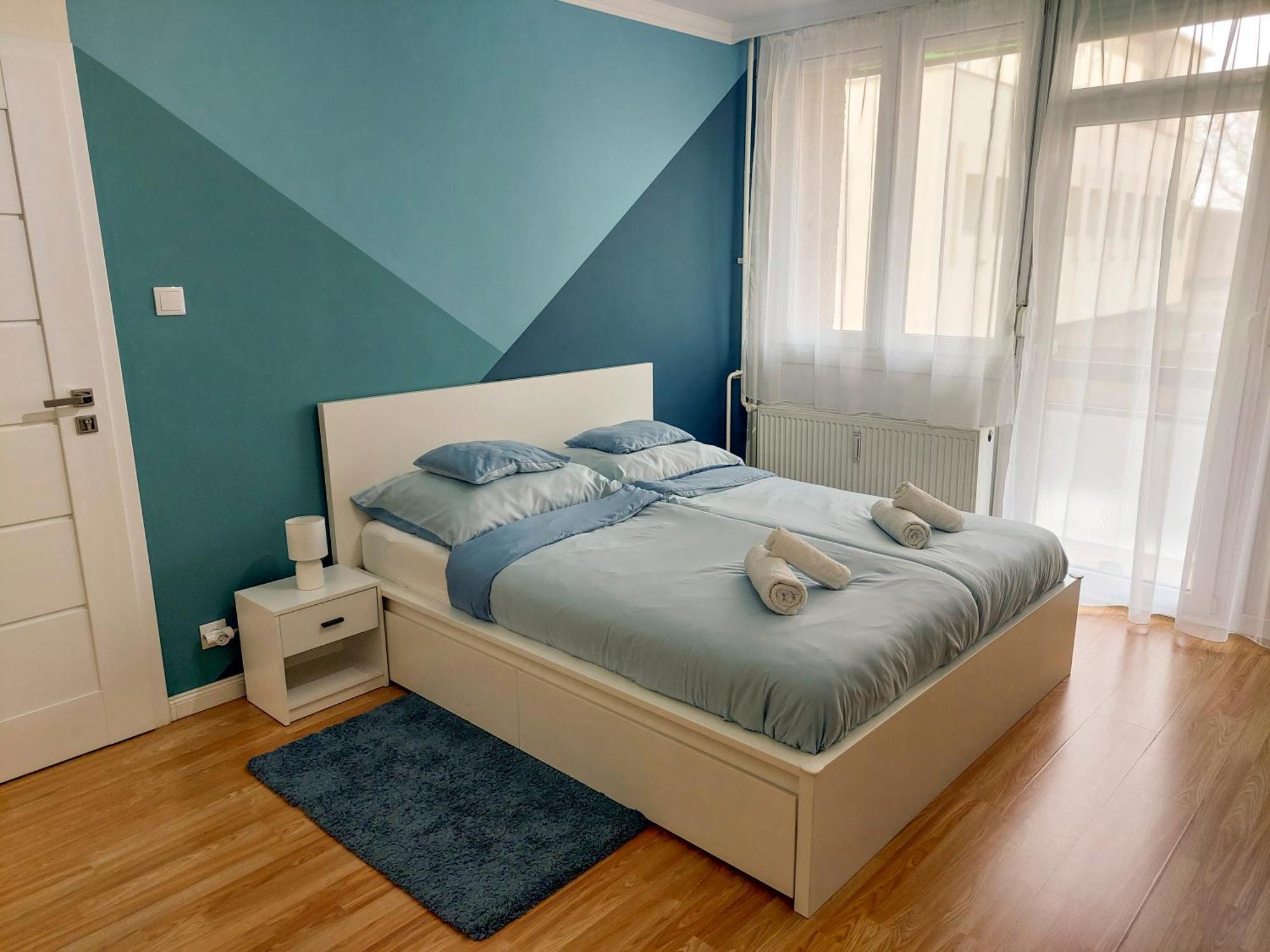 Aweshome City Apartment - 3 Bedrooms And Free Parking Ντέμπρετσεν Εξωτερικό φωτογραφία