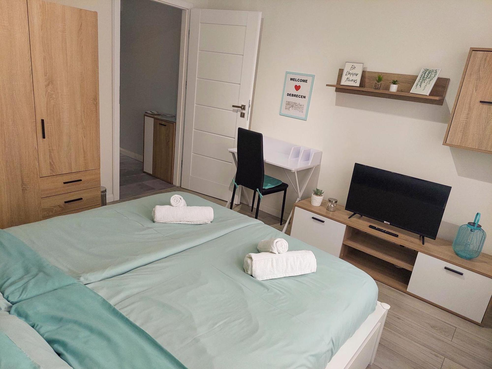 Aweshome City Apartment - 3 Bedrooms And Free Parking Ντέμπρετσεν Εξωτερικό φωτογραφία